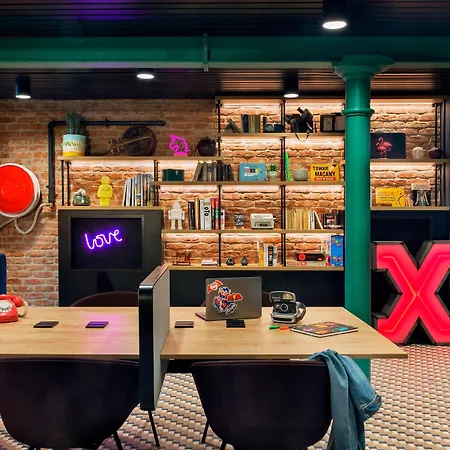 Moxy Warsaw Praga-3